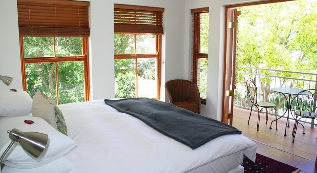 Penelope'S Stellenbosch Bed & Breakfast Exterior photo