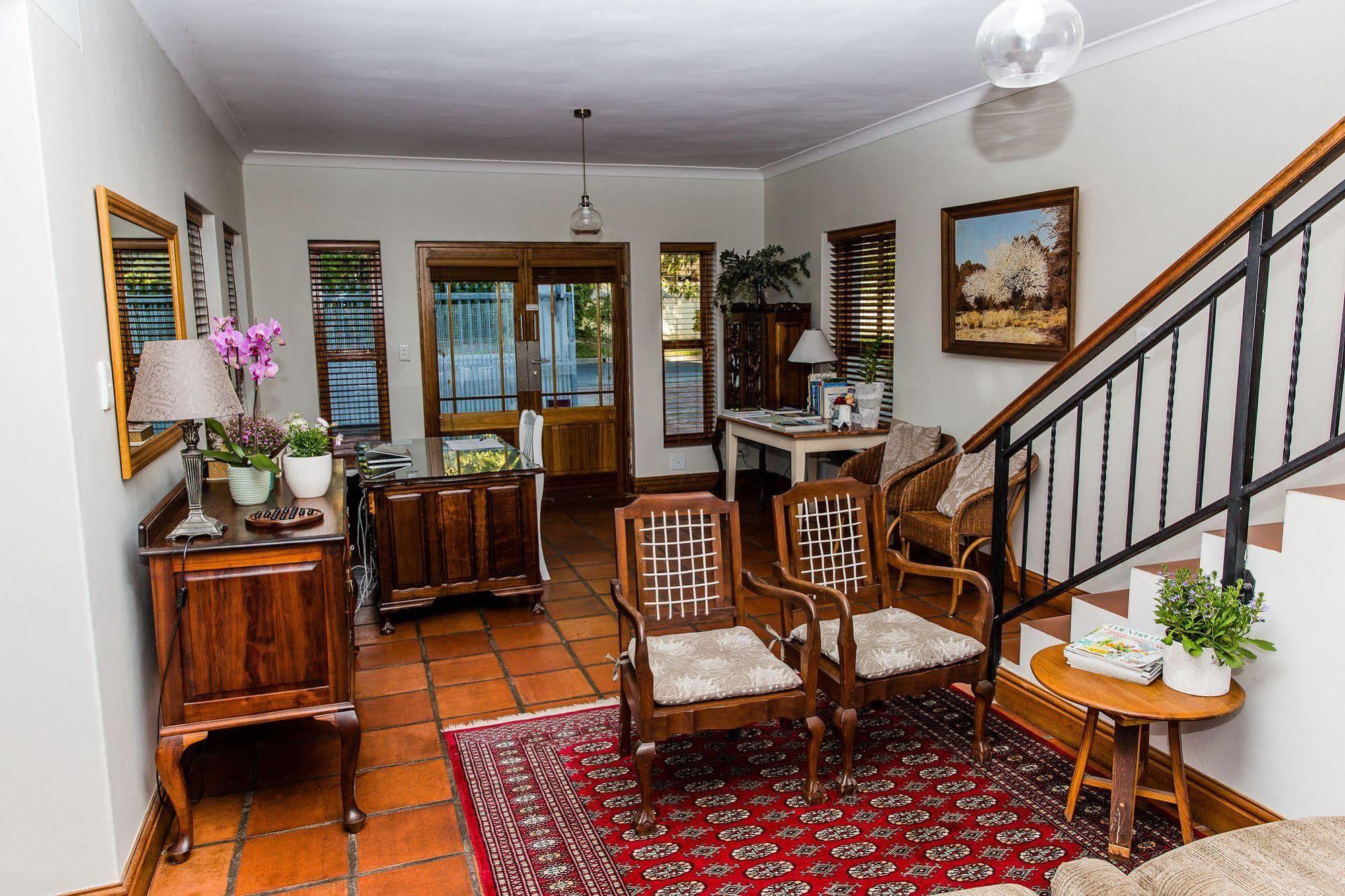 Penelope'S Stellenbosch Bed & Breakfast Exterior photo