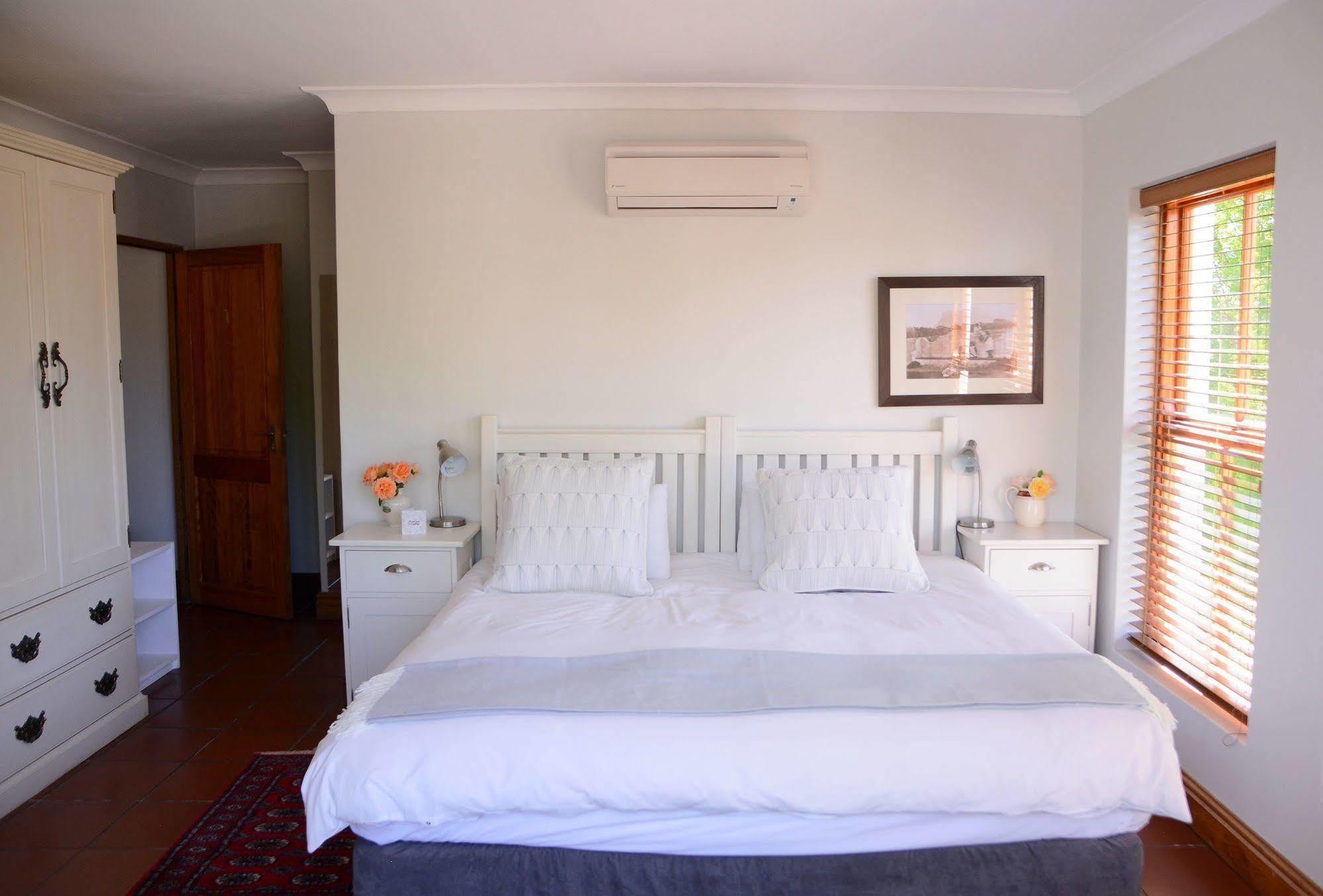 Penelope'S Stellenbosch Bed & Breakfast Exterior photo