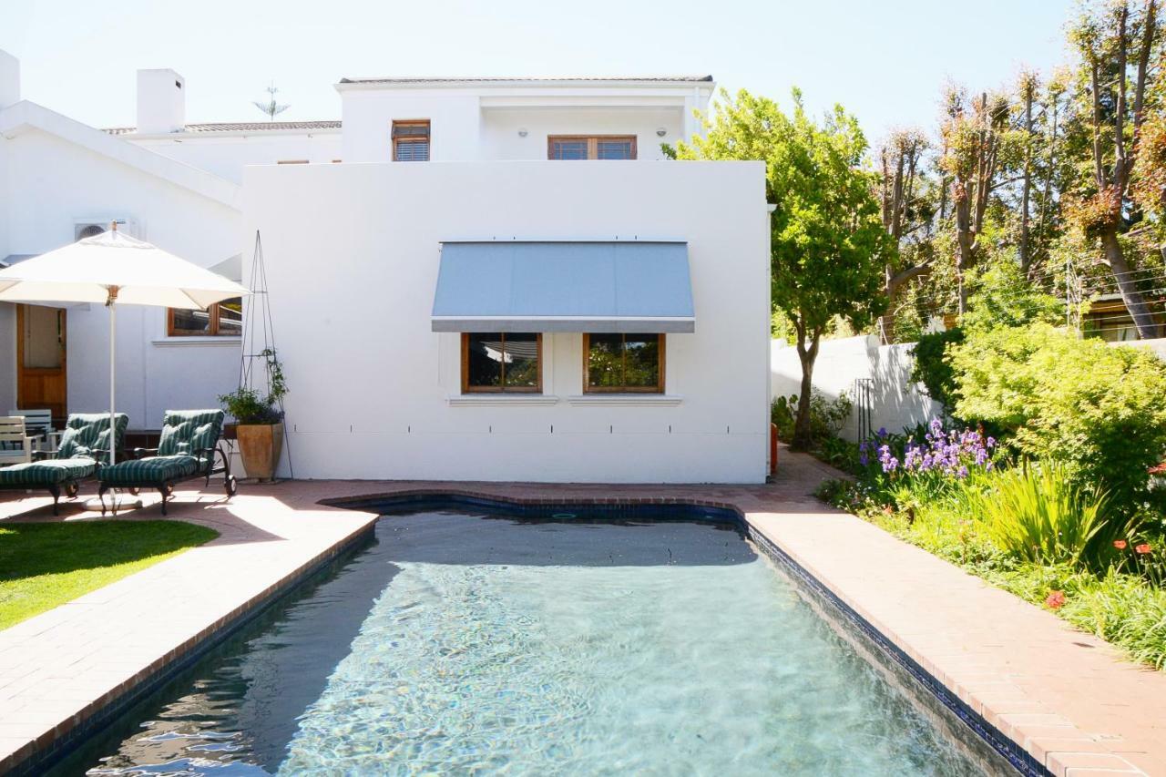 Penelope'S Stellenbosch Bed & Breakfast Exterior photo